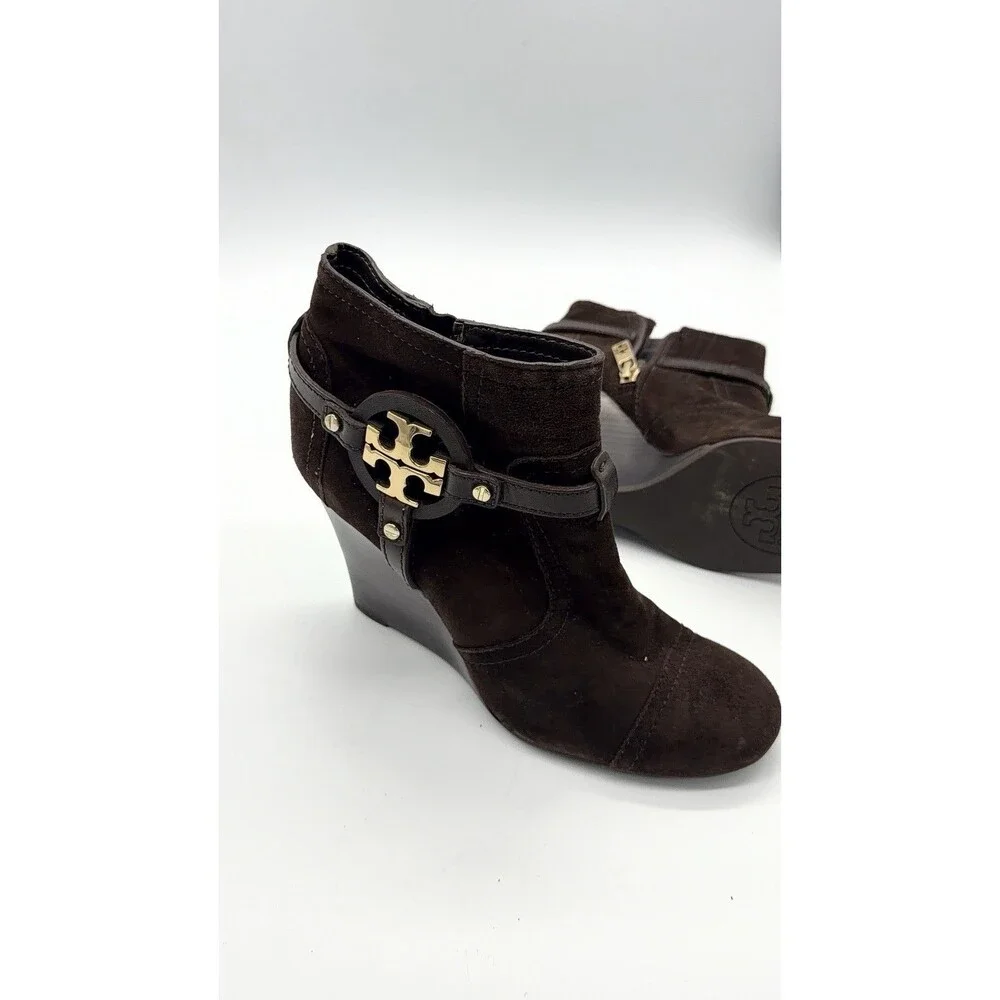 TORY BURCH Aaden brown suede gold logo detail wedge heel ankle boots size 7M